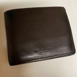 Micheal Kors Brown Leather wallet